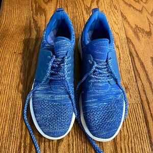 ALDO woman’s jogger / walking sole  sneaker royal blue size 7.5 stretch  GPOC